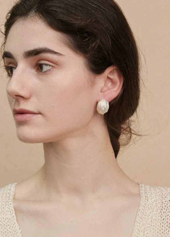 White Crest Matte Silver Wave C-Hoops